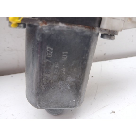 Recambio de elevalunas delantero izquierdo para bmw 1 (e87) 120 d referencia OEM IAM 51337138465 7067795s 6927027