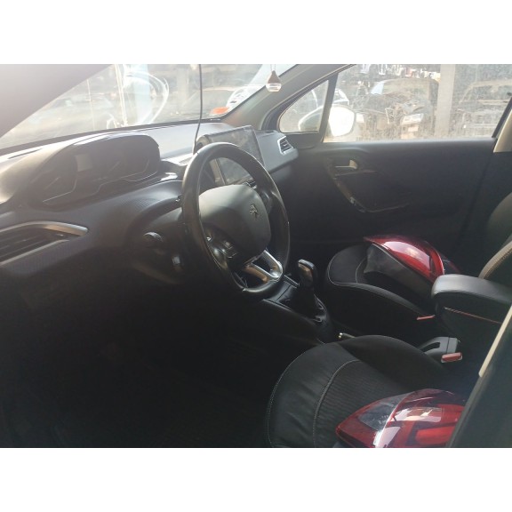 peugeot 208 i (ca_, cc_) del año 2017