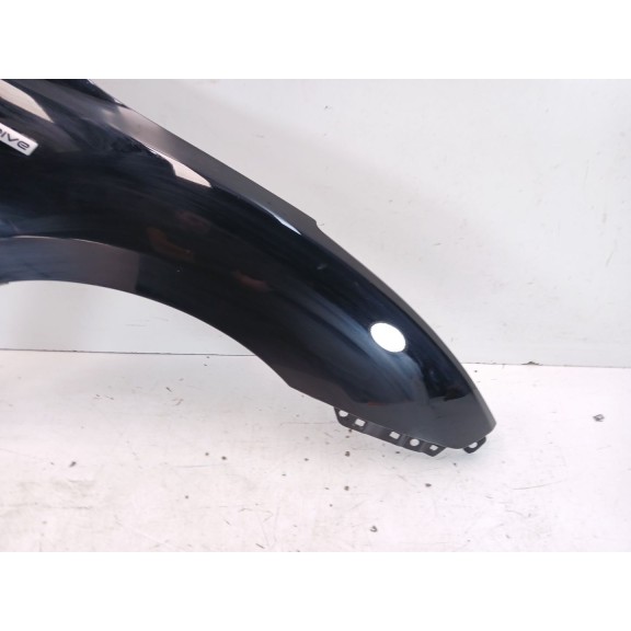 Recambio de aleta delantera derecha para hyundai i40 i (vf) 1.7 crdi referencia OEM IAM 663213Z000  