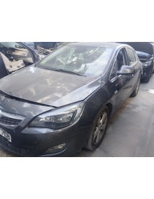 opel astra j (p10) del año 2011