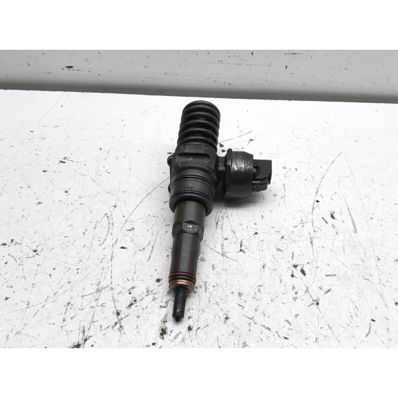 Recambio de inyector para seat leon (1p1) 1.9 tdi referencia OEM IAM 038130073ag 0414720215 