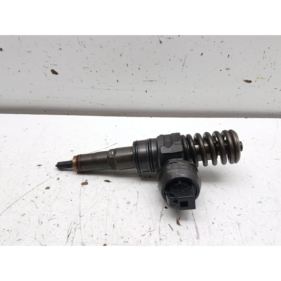 Recambio de inyector para seat leon (1p1) 1.9 tdi referencia OEM IAM 038130073ag 0414720215 