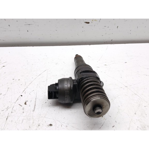 Recambio de inyector para seat leon (1p1) 1.9 tdi referencia OEM IAM 038130073ag 0414720215 