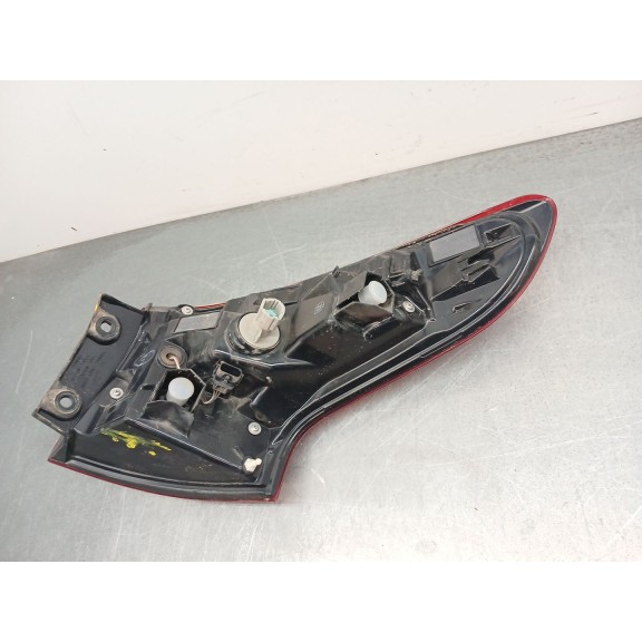 Recambio de piloto trasero izquierdo para nissan qashqai ii (j11, j11_) 1.5 dci referencia OEM IAM 265554EA0A  