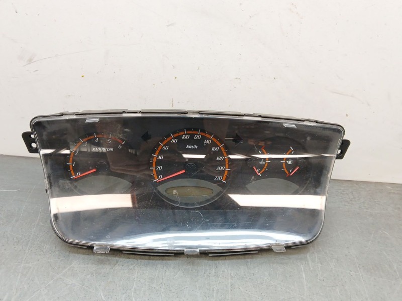 Recambio de cuadro instrumentos para ssangyong actyon sports 200 xdi limited 4wd referencia OEM IAM 8021031521  