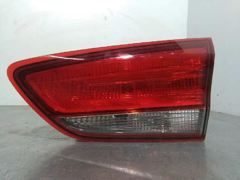 Recambio de piloto trasero derecho interior para hyundai i30 (pd) 1.4 tgdi cat referencia OEM IAM 92404G30  