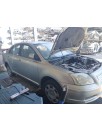 toyota avensis (_t25_) del año 2003