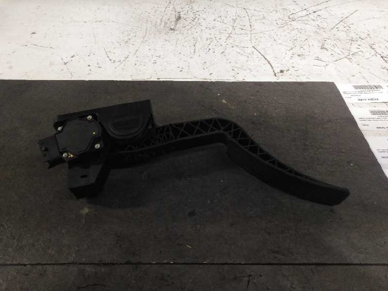 Recambio de potenciometro pedal para ssangyong rodius xdi premium referencia OEM IAM 2055021002  2055021002