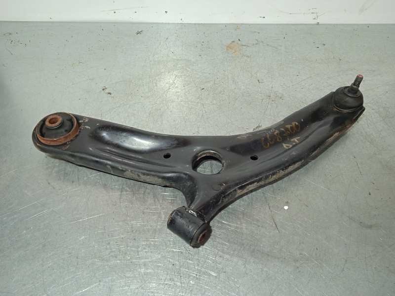 Recambio de brazo suspension inferior delantero izquierdo para kia venga basic referencia OEM IAM SR  