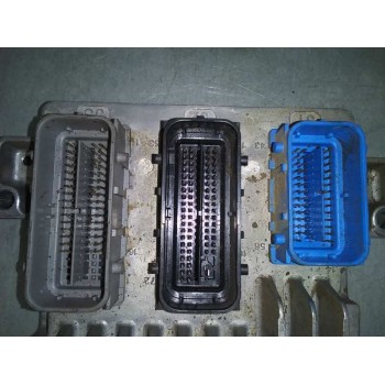 Recambio de centralita motor uce para opel zafira tourer selective referencia OEM IAM 12669136  