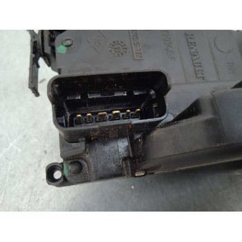 Recambio de cerradura puerta trasera derecha para renault megane iii sport tourer dynamique referencia OEM IAM 825028873R  6 PIN