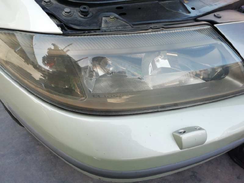 Recambio de faro derecho para renault laguna ii grandtour (kg0) dynamique referencia OEM IAM 8200163324 XENON 89006907