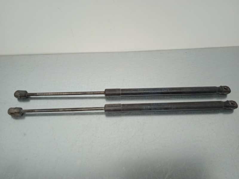 Recambio de amortiguadores maletero / porton para kia venga basic referencia OEM IAM 817701P000 817801P000 500N