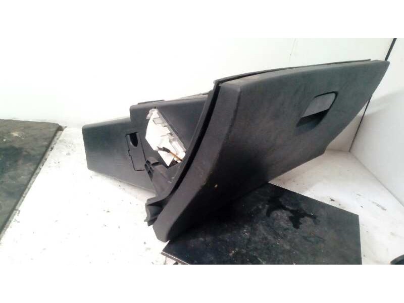 Recambio de guantera para peugeot 308 active referencia OEM IAM 9655993677  NEGRO