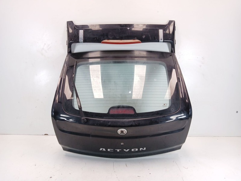 Recambio de porton trasero para ssangyong actyon sports 200 xdi limited 4wd referencia OEM IAM   