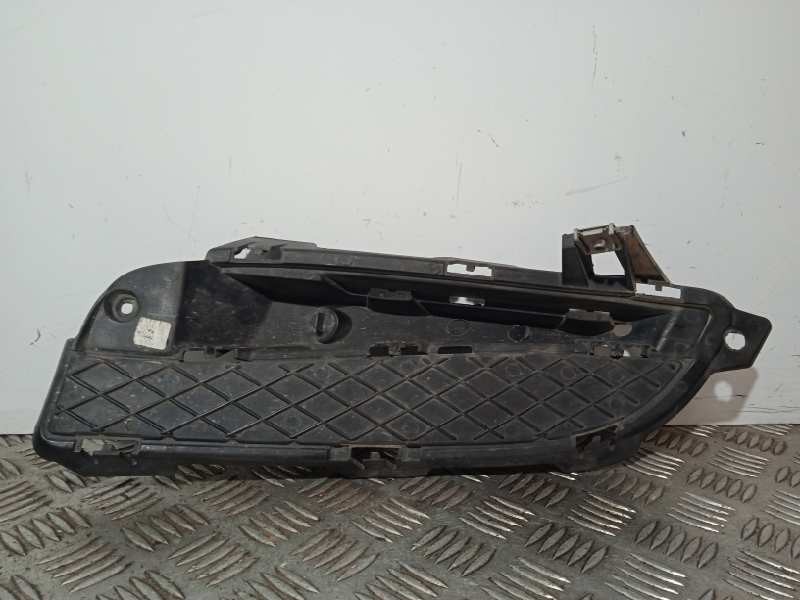 Recambio de rejilla paragolpes derecha para jaguar xf 2.2 diesel luxury referencia OEM IAM CX2315K232A  