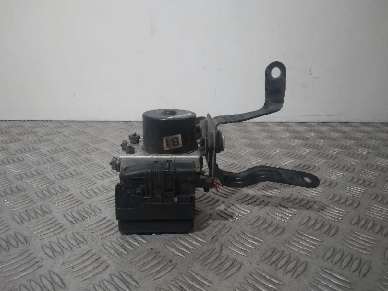 Recambio de abs para ford fiesta (cb1) trend referencia OEM IAM 8V512M110AD 8V512M110AD 