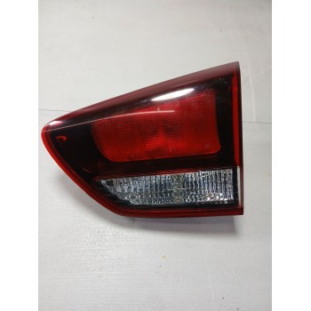 PILOTO TRASERO DERECHO INTERIOR 92404a4 