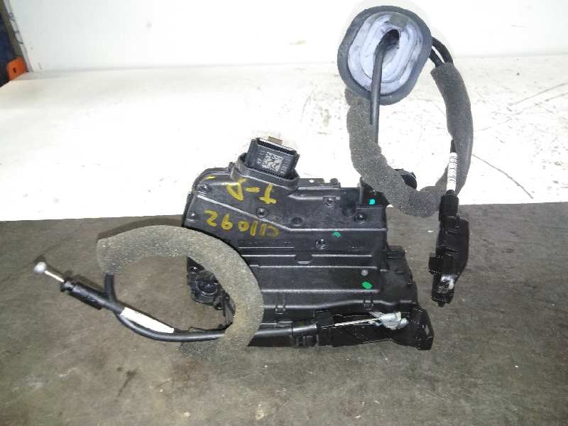 Recambio de cerradura puerta trasera derecha para renault captur expression referencia OEM IAM 825008835R 4 PIN 