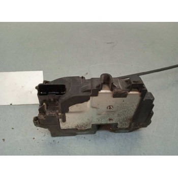 Recambio de cerradura puerta trasera derecha para renault kangoo furgón confort referencia OEM IAM  8200497719B 6 PINS