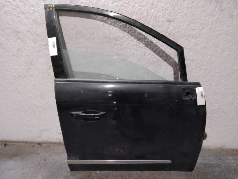Recambio de puerta delantera derecha para ssangyong rodius xdi premium referencia OEM IAM 6200421200  6200421200