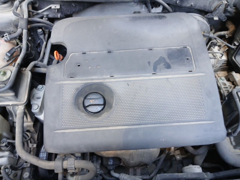 Recambio de motor completo para seat leon (1m1) 1.6 16 v referencia OEM IAM BCB B 