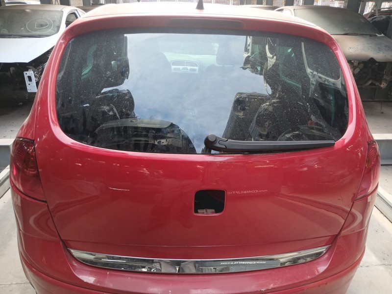 Recambio de porton trasero para seat altea (5p1) 1.9 tdi referencia OEM IAM 5P0827024  