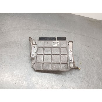 Recambio de centralita motor uce para toyota auris luna referencia OEM IAM 8966102D91  