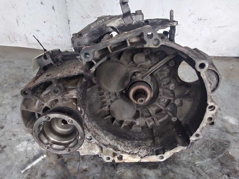 Recambio de caja cambios para volkswagen passat variant (3c5) highline referencia OEM IAM JLU 6V 213.000KM 