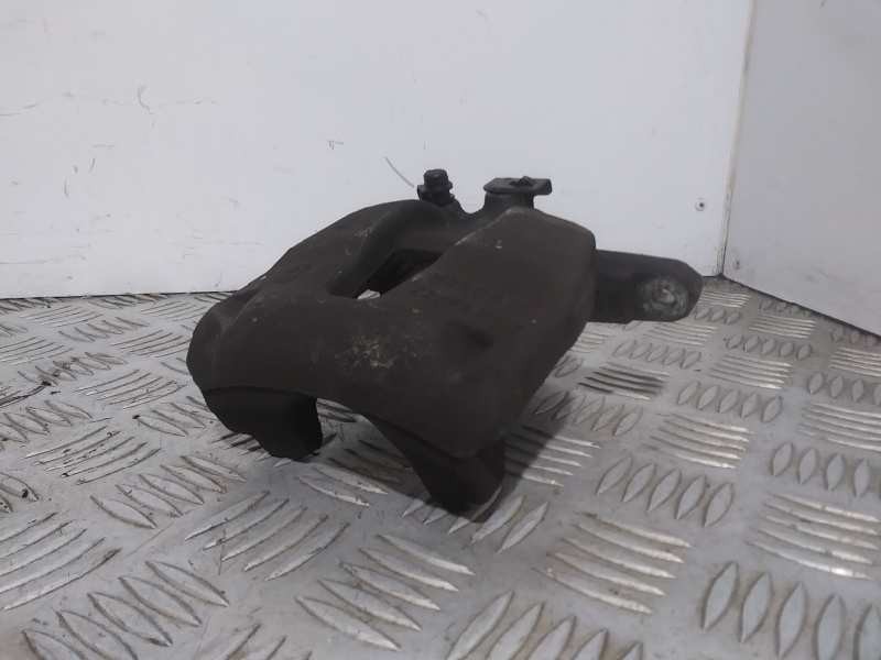 Recambio de pinza freno delantera derecha para peugeot bipper básico referencia OEM IAM Y019538  