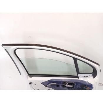 Recambio de puerta delantera izquierda para peugeot 208 i (ca_, cc_) 1.2 puretech 82 referencia OEM IAM 9807820780  