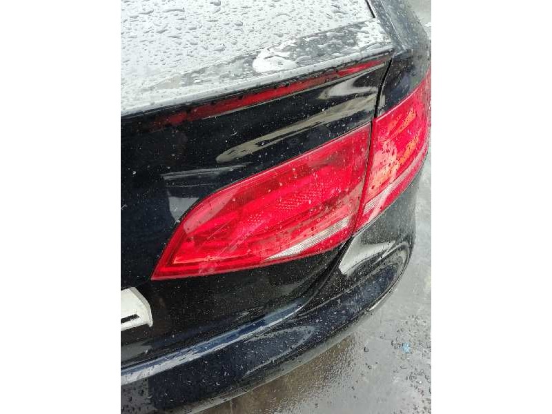 Recambio de piloto trasero derecho interior para audi a4 ber. (b8) básico referencia OEM IAM 8K5945094D  