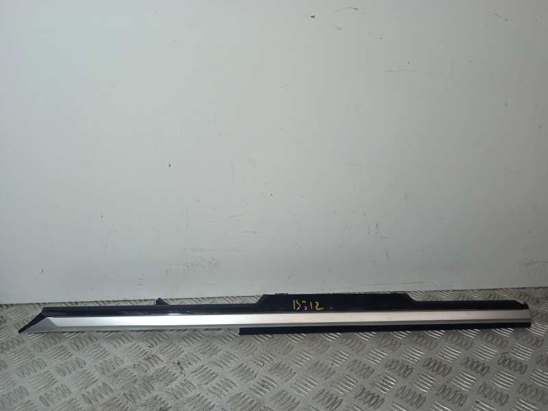 Recambio de moldura para volkswagen arteon (3h8) referencia OEM IAM 3G8853262P 3G1853262AK4ZG SALPICADERO CON LUZ