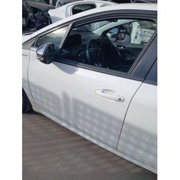 Recambio de puerta delantera izquierda para peugeot 208 i (ca_, cc_) 1.2 puretech 82 referencia OEM IAM 9807820780  