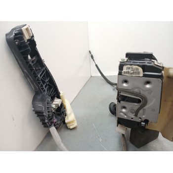CERRADURA PUERTA TRASERA DERECHA a2047301435 / 2047302835 
