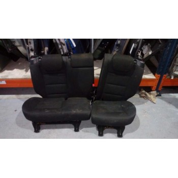 ASIENTOS TRASEROS RESPALDO E INFERIOR