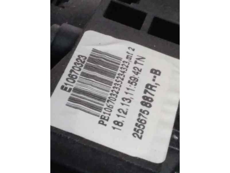 Recambio de mando multifuncion para renault clio iv technofeel referencia OEM IAM 255675887R  255675887R