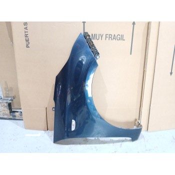 Recambio de aleta delantera derecha para kia carens iv 1.6 gdi referencia OEM IAM 66321A4100  