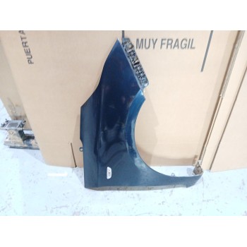 Recambio de aleta delantera derecha para kia carens iv 1.6 gdi referencia OEM IAM 66321A4100  