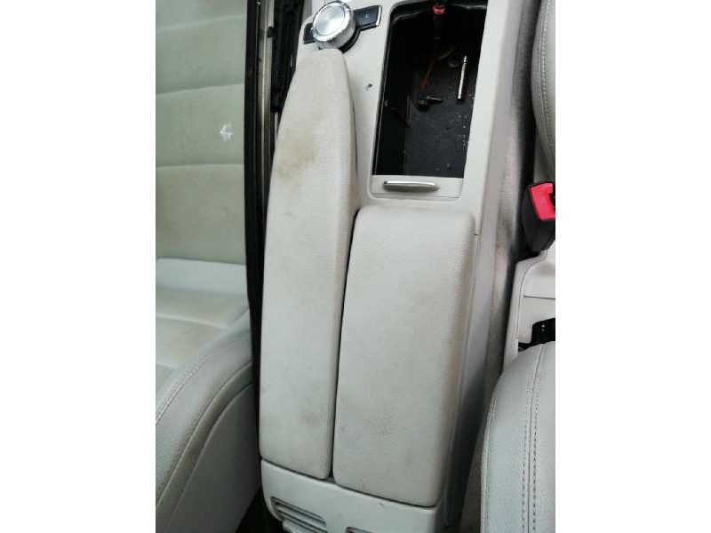 Recambio de apoyabrazos central para mercedes-benz clase clk (w207) coupe 2.1 cdi cat referencia OEM IAM   