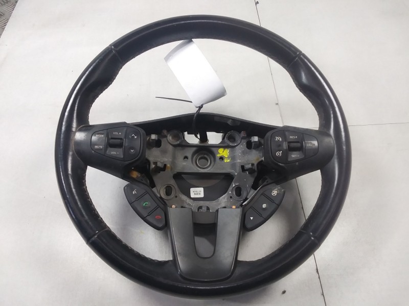 Recambio de volante para kia carens iv 1.6 gdi referencia OEM IAM 56100A4530AK5  