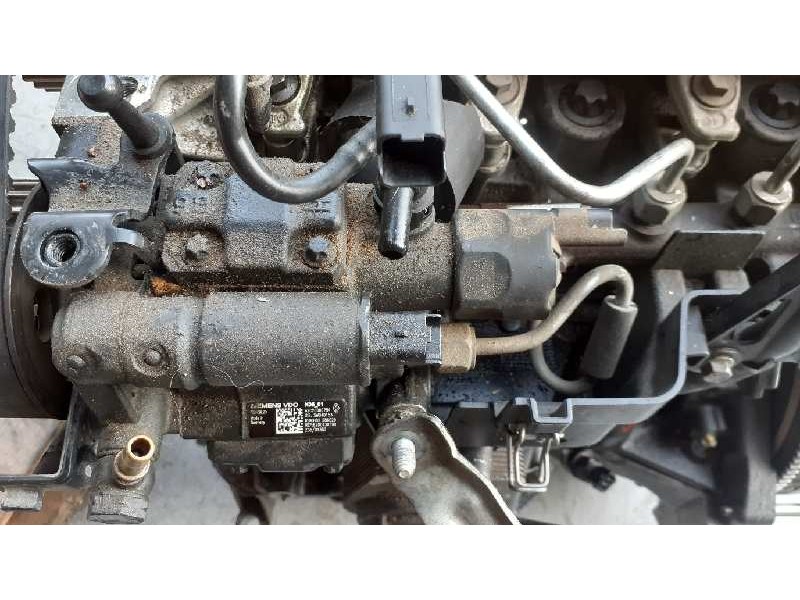 Recambio de bomba inyeccion para renault megane ii berlina 5p 1.5 dci diesel referencia OEM IAM 8200430599  