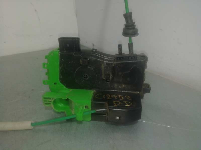 Recambio de cerradura puerta delantera derecha para hyundai i40 cw gl comfort referencia OEM IAM 813203Z020 4 PIN 