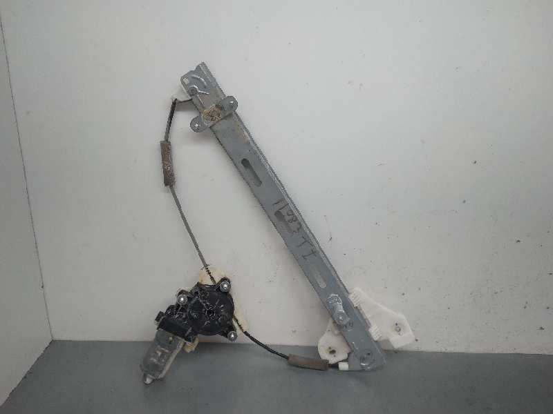 Recambio de elevalunas trasero izquierdo para hyundai i20 basis blue referencia OEM IAM 8340107010 2 PINES 