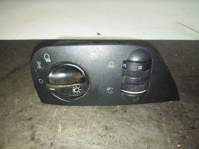 Recambio de mando luces para volkswagen polo berlina (6n1) básico referencia OEM IAM 6N1941531M  