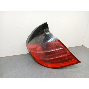 PILOTO TRASERO IZQUIERDO A2038200564 