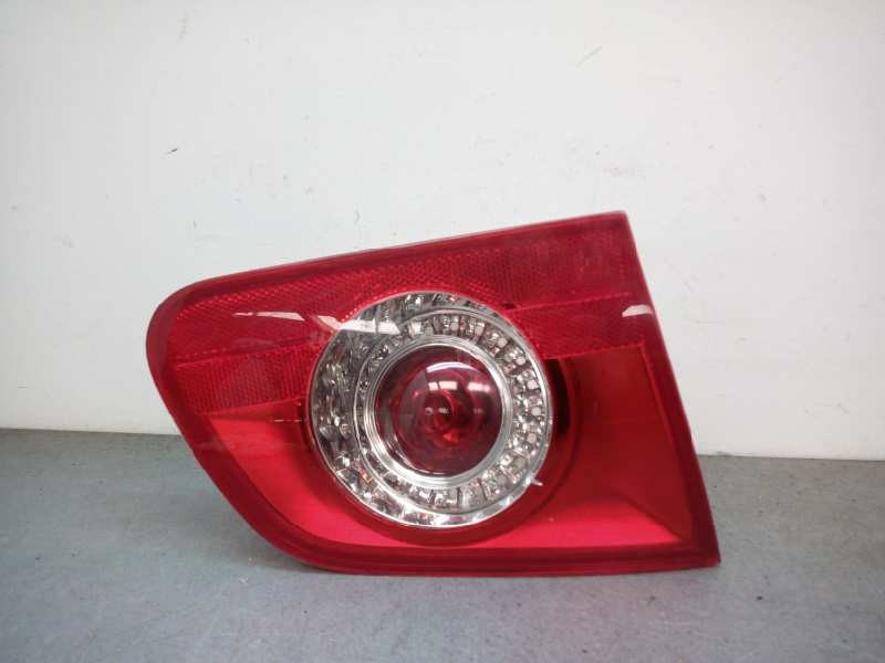 Recambio de piloto trasero derecho interior para volkswagen passat variant (3c5) 2.0 tdi referencia OEM IAM 3C9945093  