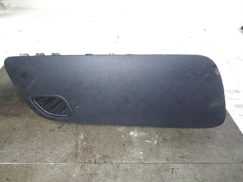 Recambio de airbag delantero derecho para volkswagen polo (6c1) edition bluemotion referencia OEM IAM 6R0880204  6R0880204