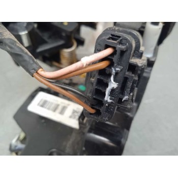 Recambio de cerradura puerta delantera derecha para kia cee´d business referencia OEM IAM 81320A2410  4 CABLES