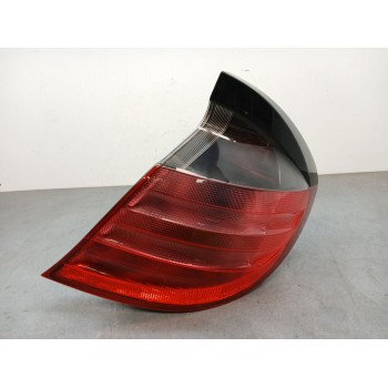 PILOTO TRASERO DERECHO A2038200664 